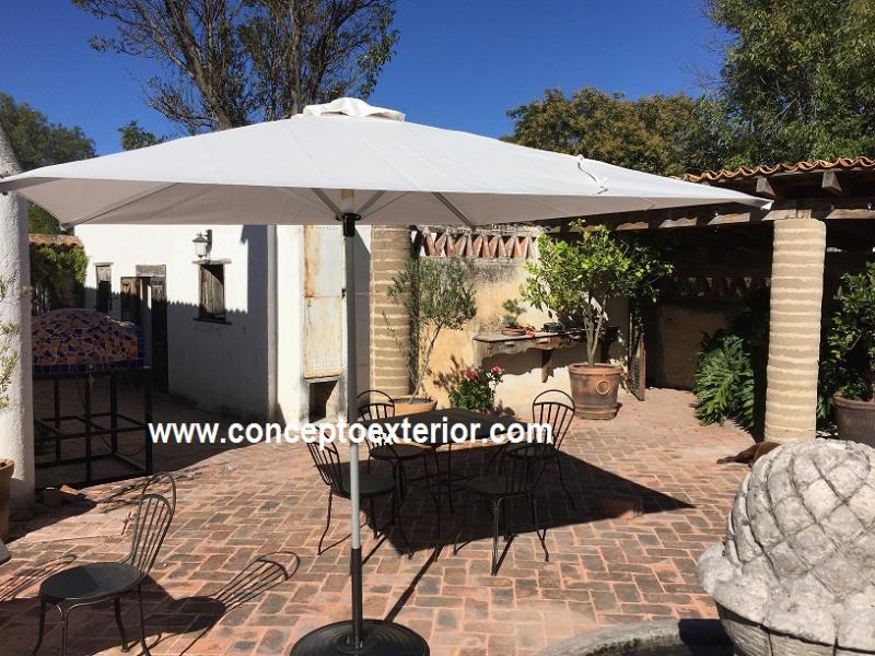 Toltec 2.4x2.4m firmada